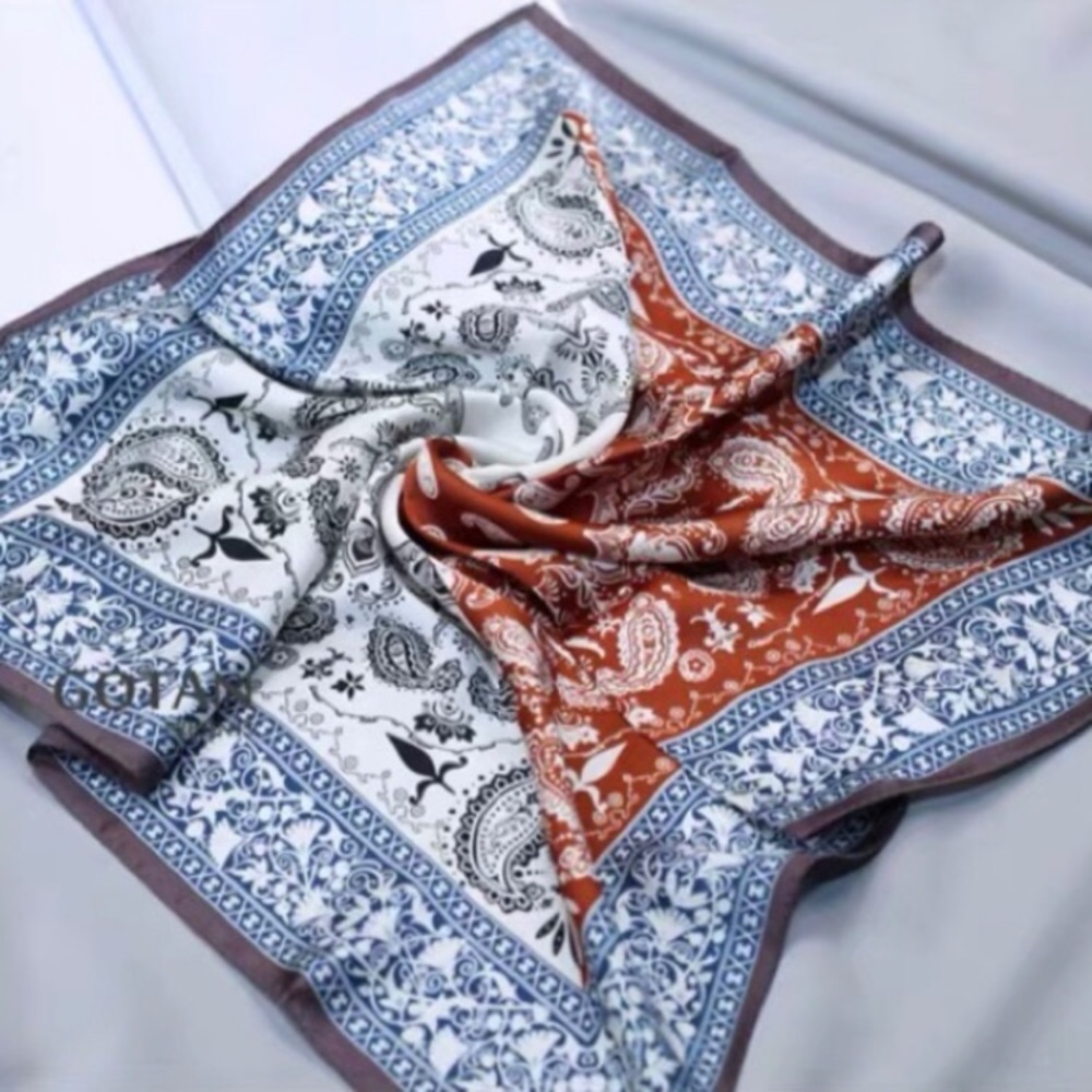 Paisley print scarf